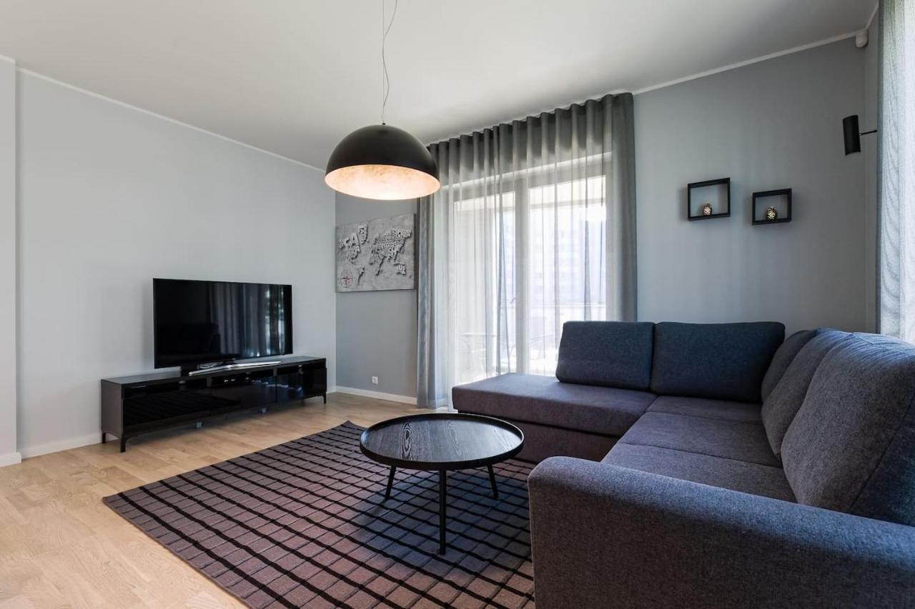 Central Apartments, Quiet With Free Parking And Ac. Tallinn Eksteriør billede