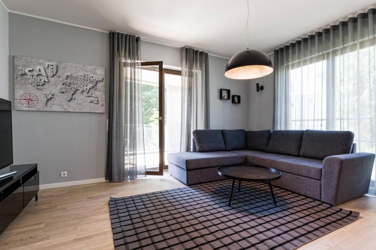 Central Apartments, Quiet With Free Parking And Ac. Tallinn Eksteriør billede