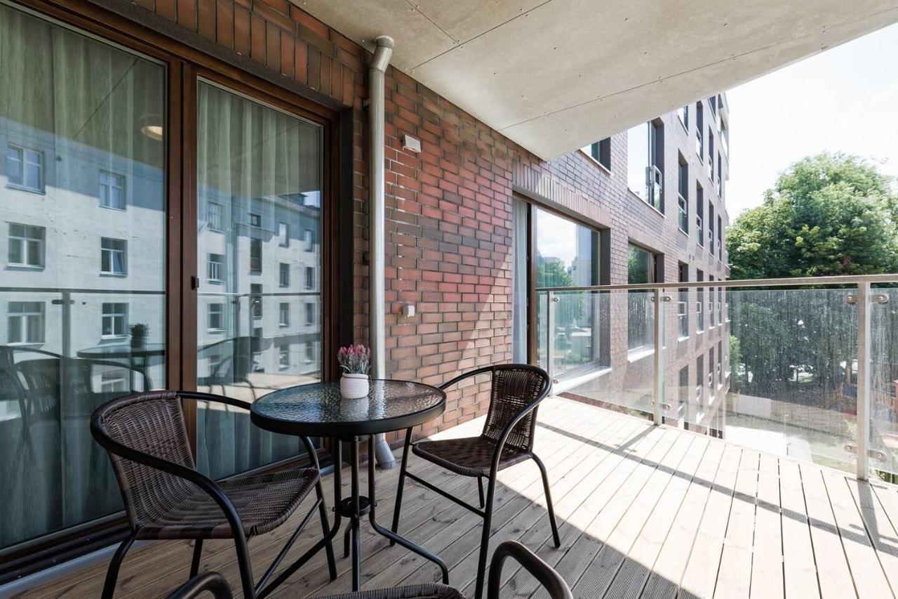 Central Apartments, Quiet With Free Parking And Ac. Tallinn Eksteriør billede