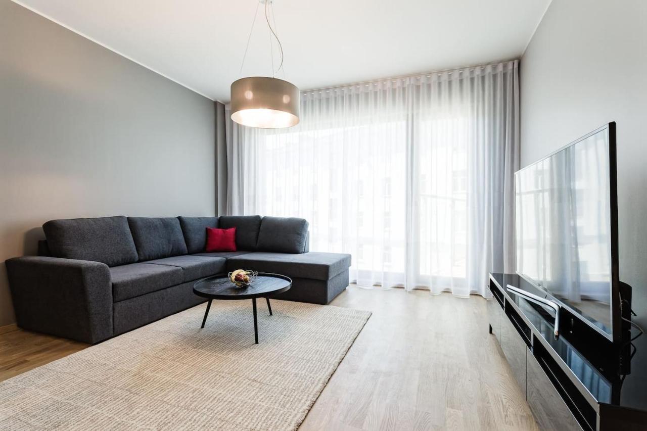 Central Apartments, Quiet With Free Parking And Ac. Tallinn Eksteriør billede