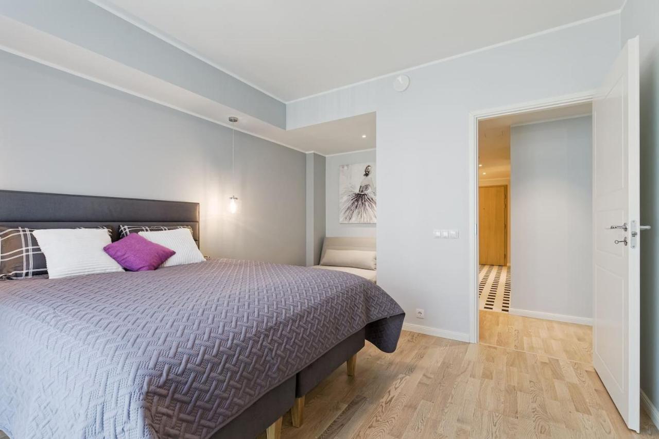 Central Apartments, Quiet With Free Parking And Ac. Tallinn Eksteriør billede